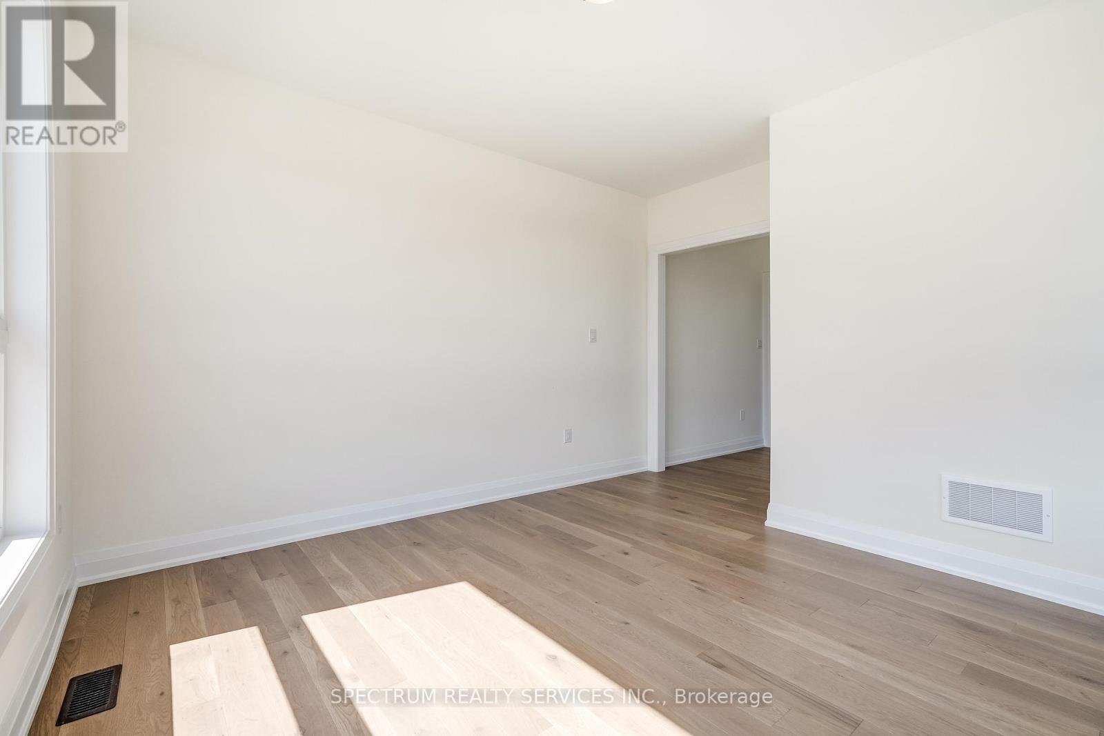 4-bedroom home for sale at 78 GRANKA STREET, Brantford ON · photo 10 of 40