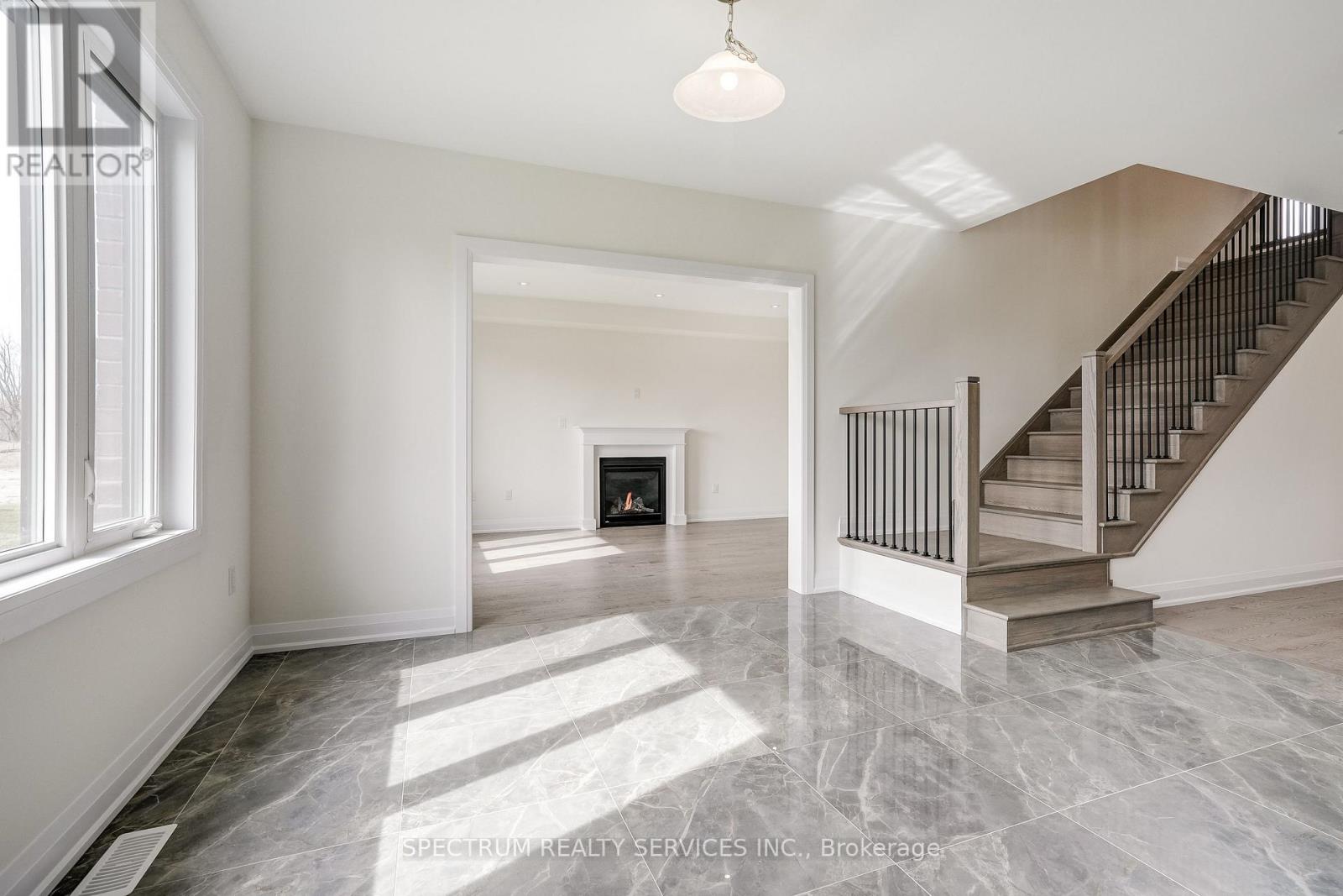4-bedroom home for sale at 33 DORE DRIVE, Brantford ON · photo 19 of 48