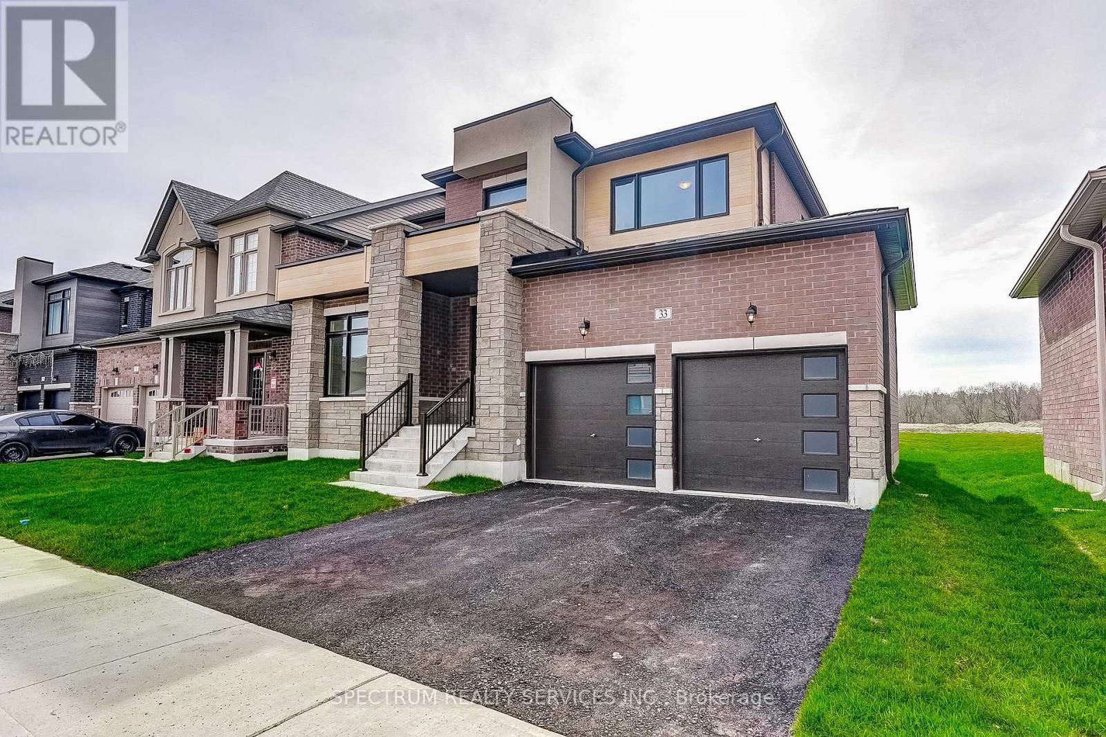 4-bedroom home for sale at 33 DORE DRIVE, Brantford ON · photo 3 of 48