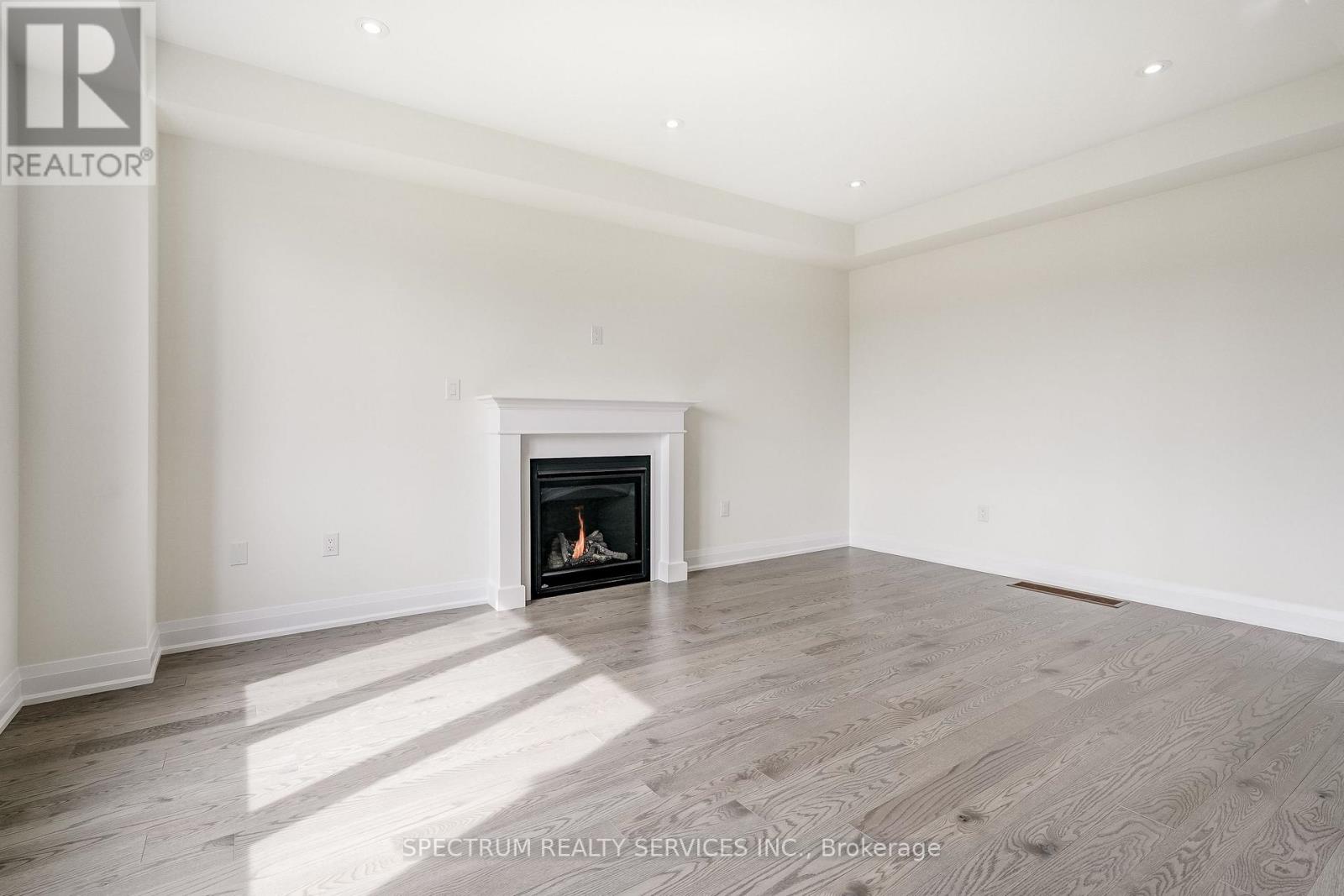 4-bedroom home for sale at 33 DORE DRIVE, Brantford ON · photo 22 of 48