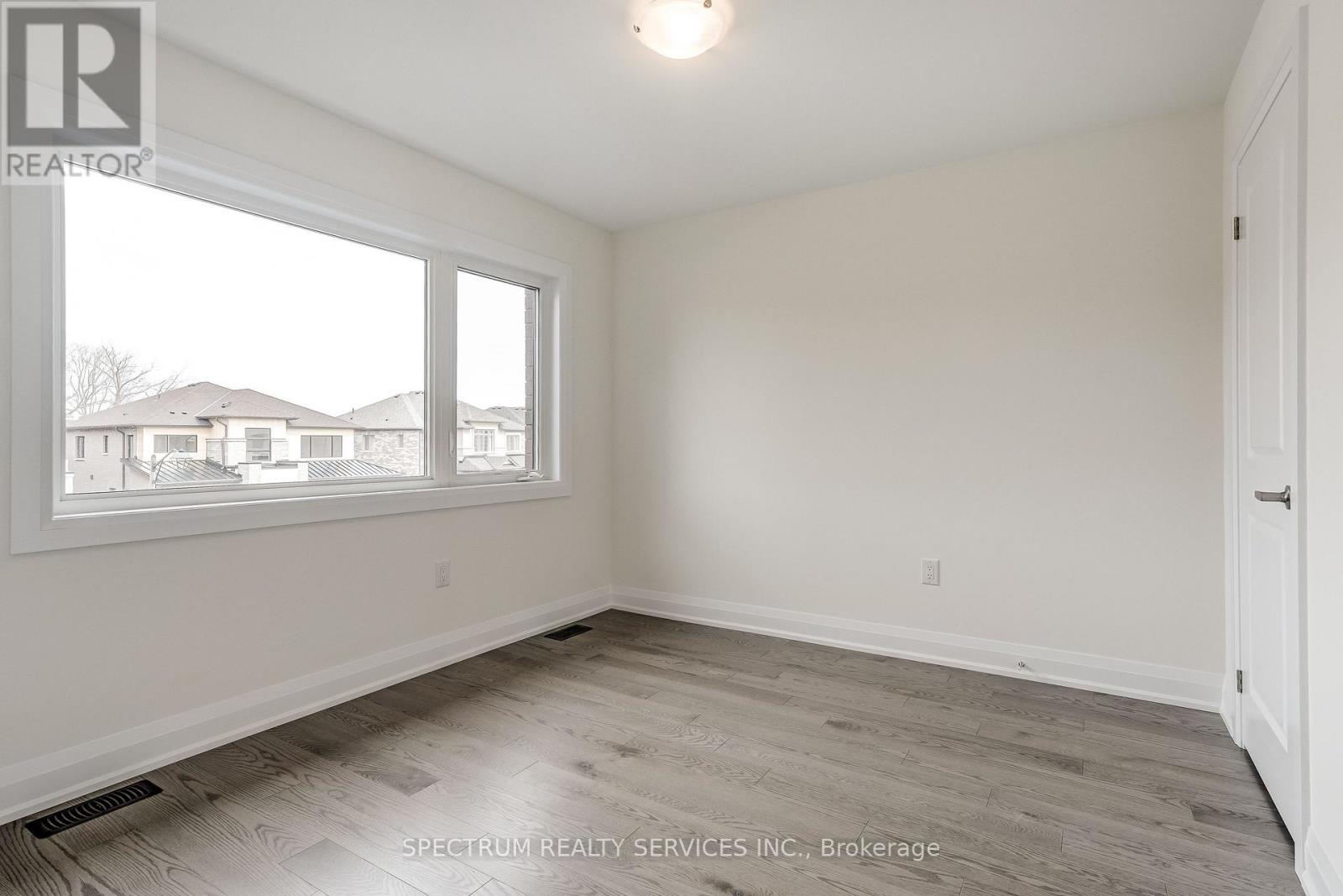 4-bedroom home for sale at 33 DORE DRIVE, Brantford ON · photo 31 of 48