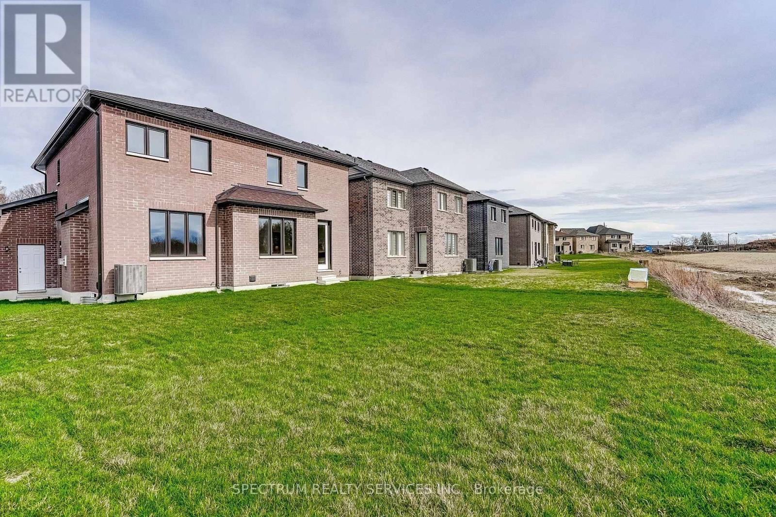 4-bedroom home for sale at 33 DORE DRIVE, Brantford ON · photo 43 of 48