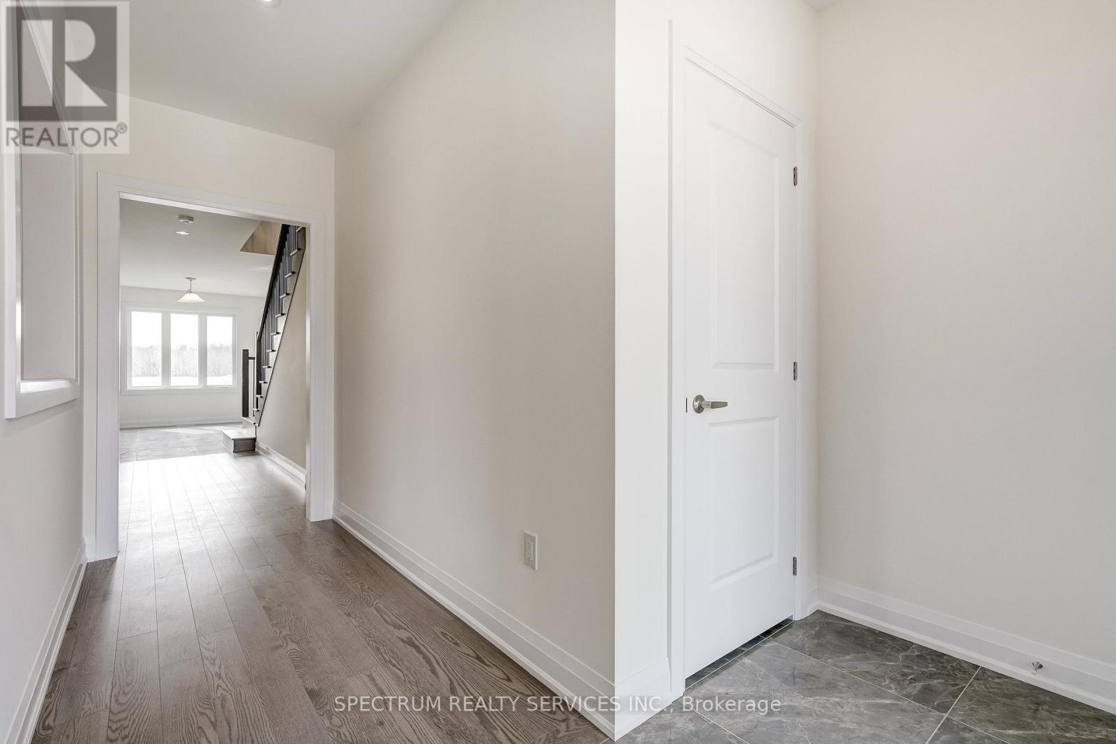 4-bedroom home for sale at 33 DORE DRIVE, Brantford ON · photo 8 of 48