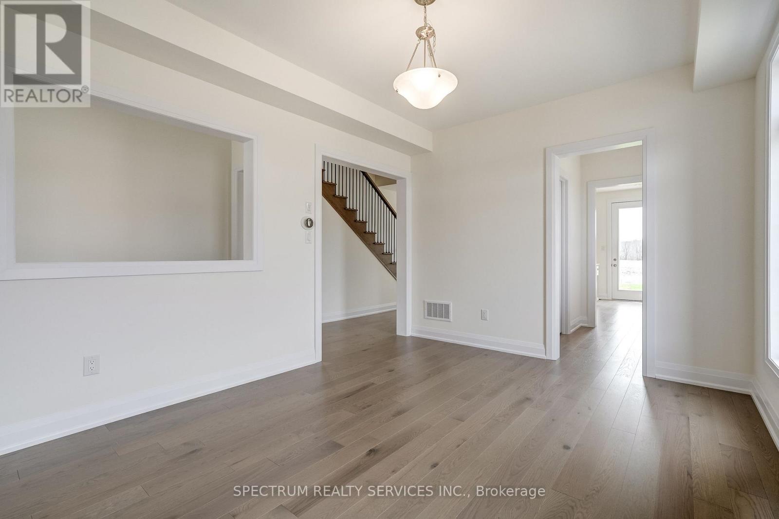 4-bedroom home for sale at 35 DORE DRIVE, Brantford ON · photo 12 of 43
