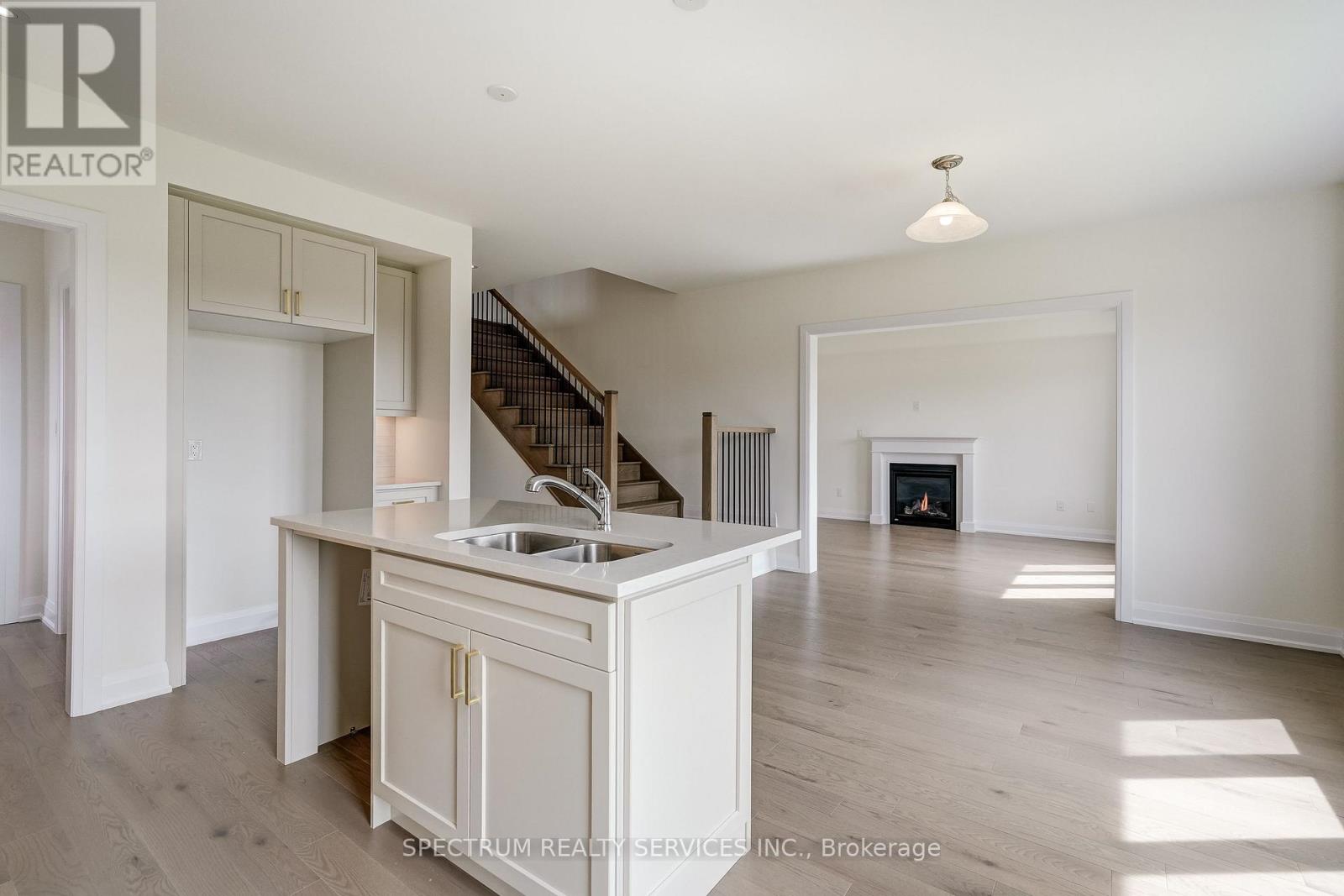 4-bedroom home for sale at 35 DORE DRIVE, Brantford ON · photo 16 of 43