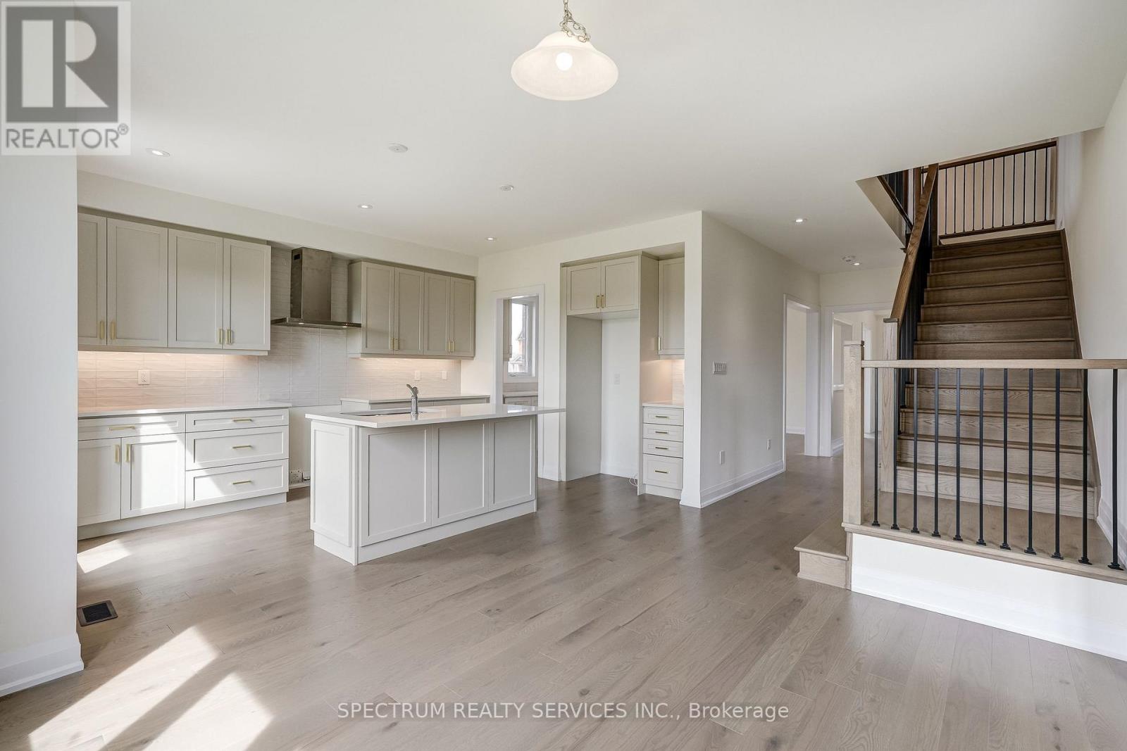 4-bedroom home for sale at 35 DORE DRIVE, Brantford ON · photo 17 of 43