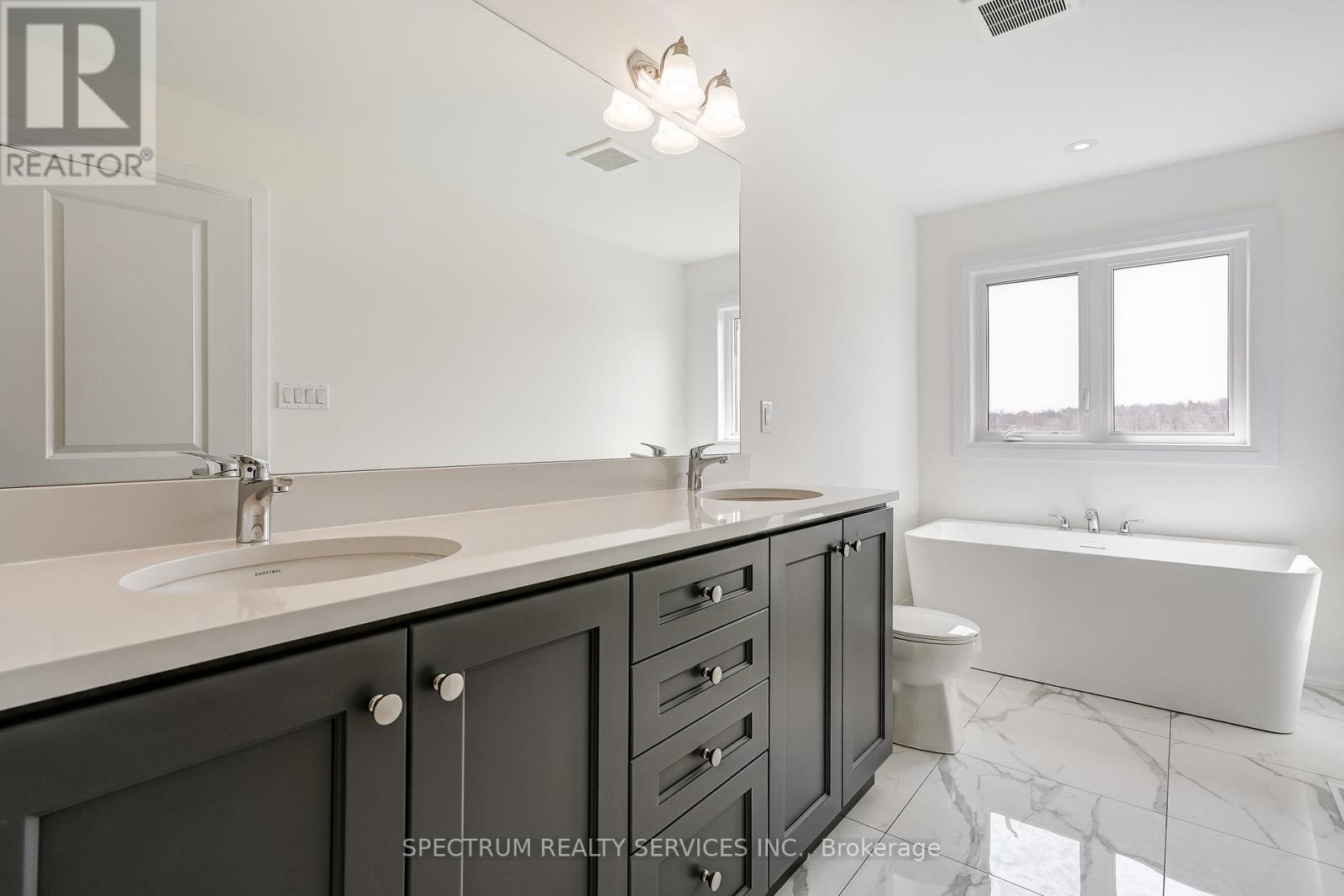 4-bedroom home for sale at 35 DORE DRIVE, Brantford ON · photo 36 of 43