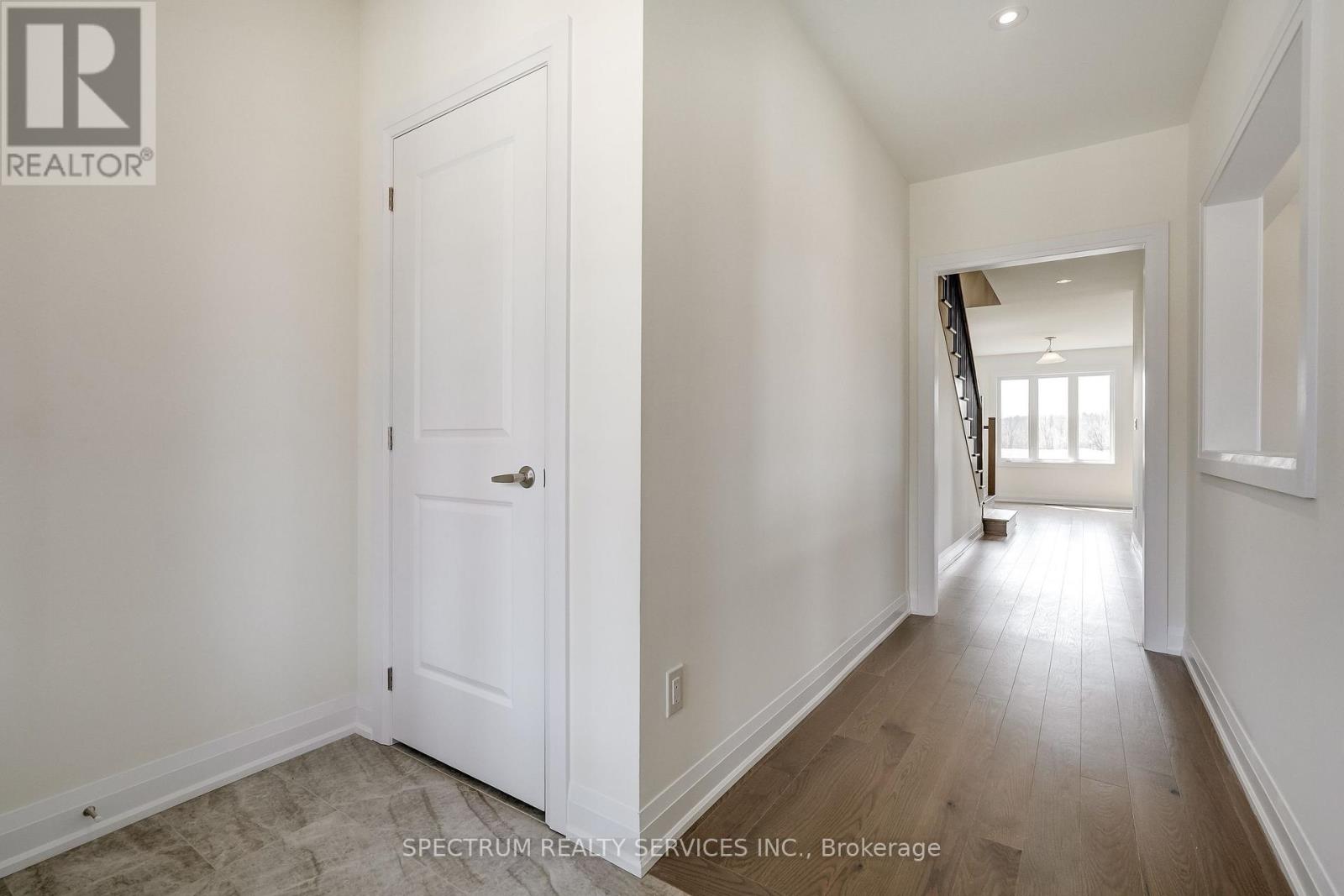 4-bedroom home for sale at 35 DORE DRIVE, Brantford ON · photo 8 of 43