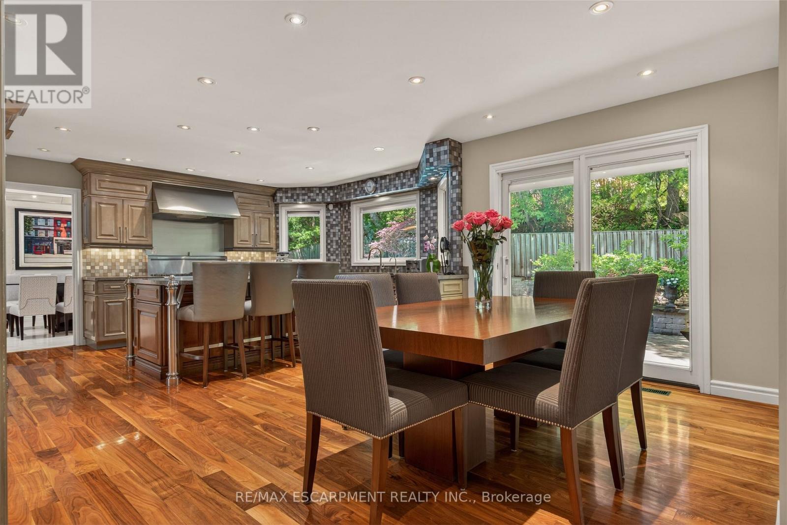 23 LANTERN LANE - Image 19