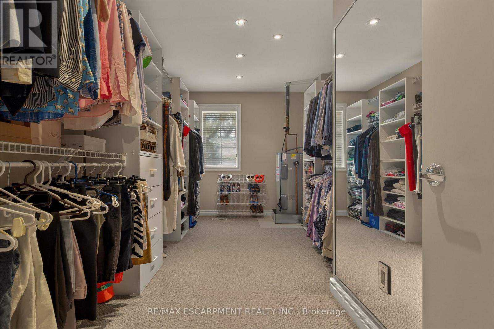 23 LANTERN LANE - Image 37