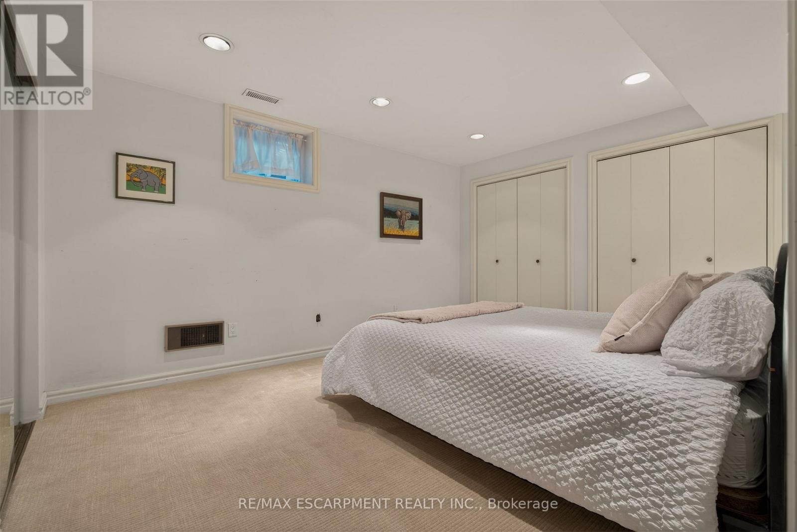 23 LANTERN LANE - Image 42