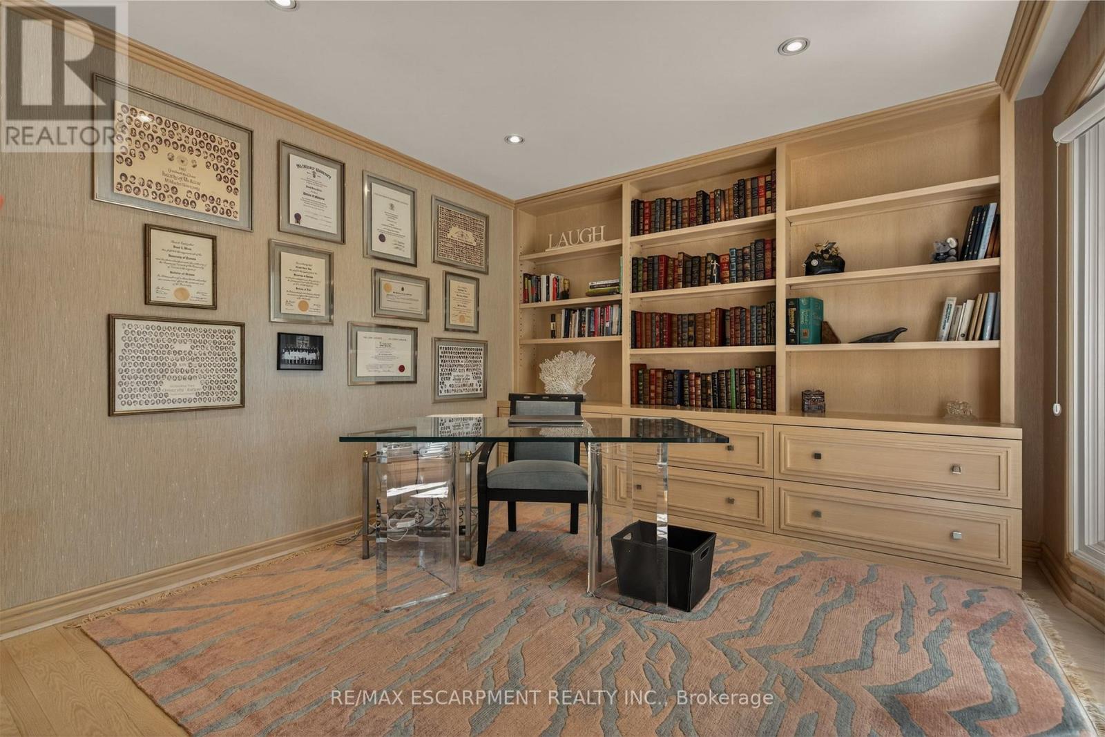 23 LANTERN LANE - Image 6
