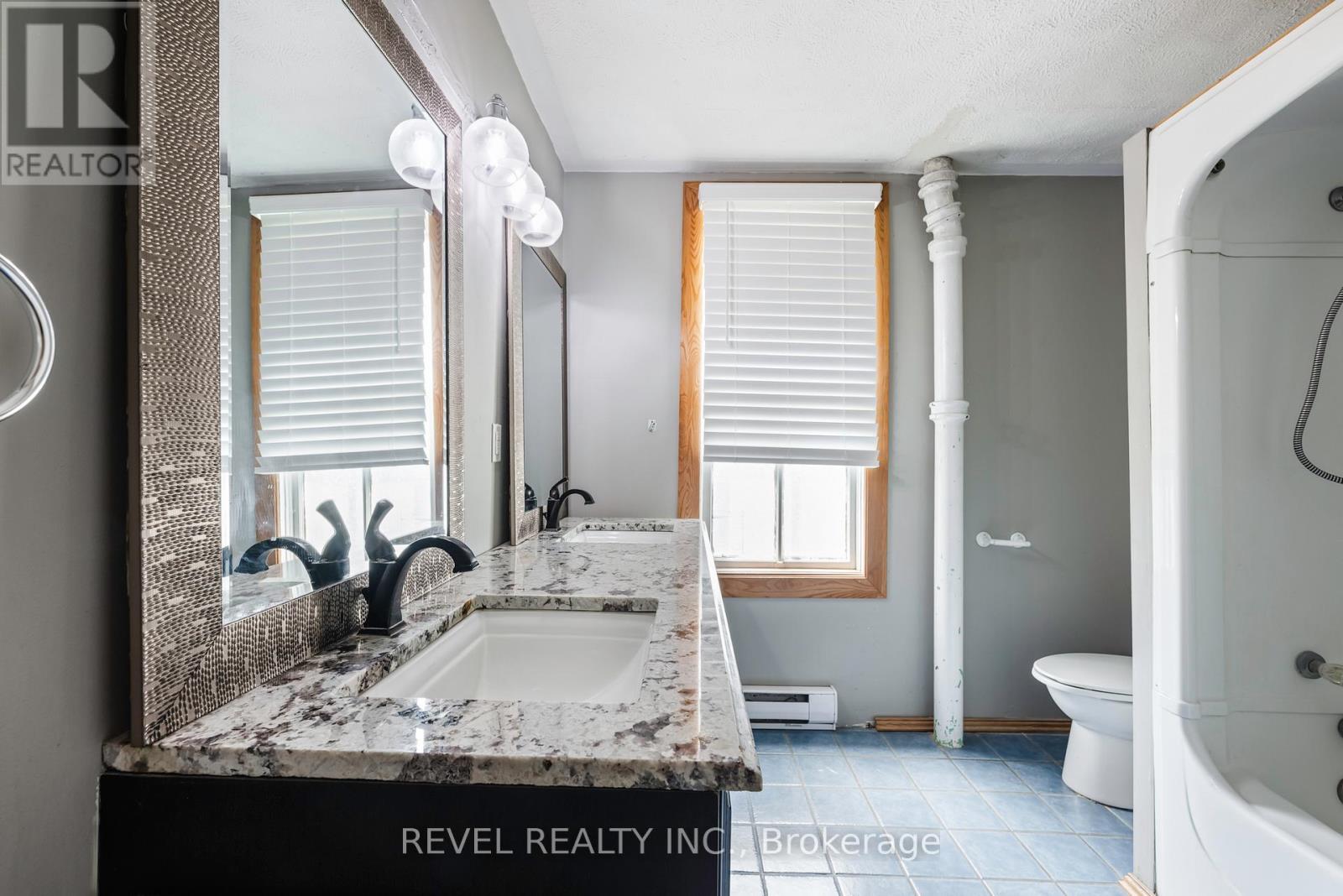 279 1ST AVENUE S - Image 24