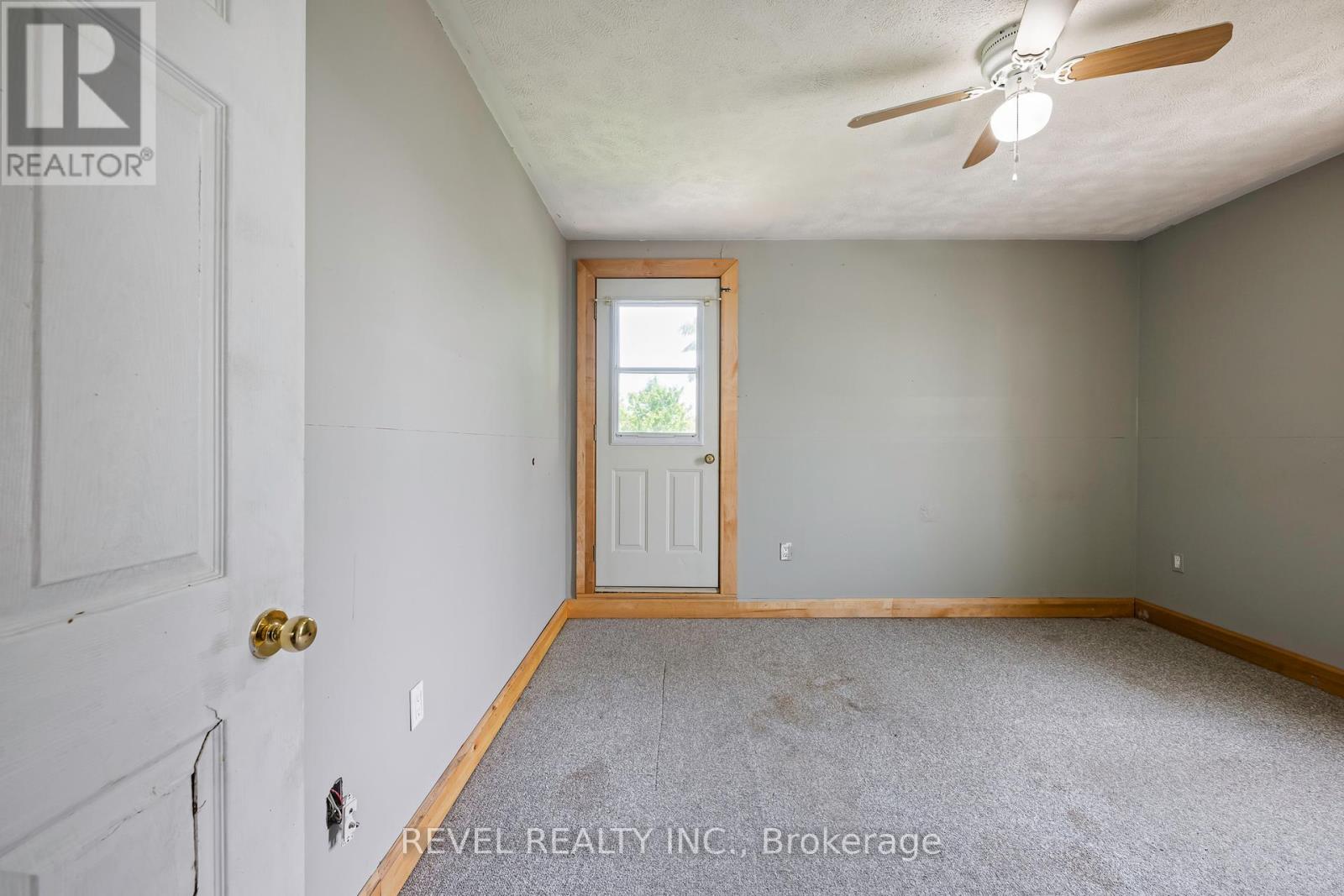 279 1ST AVENUE S - Image 25