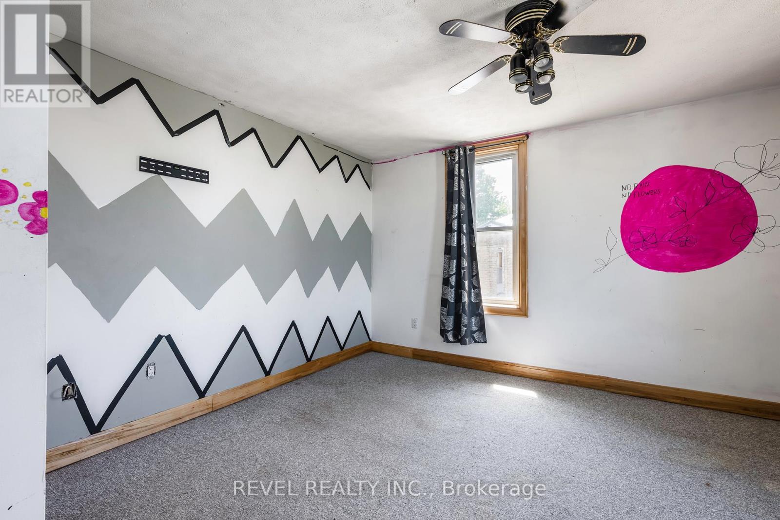 279 1ST AVENUE S - Image 28