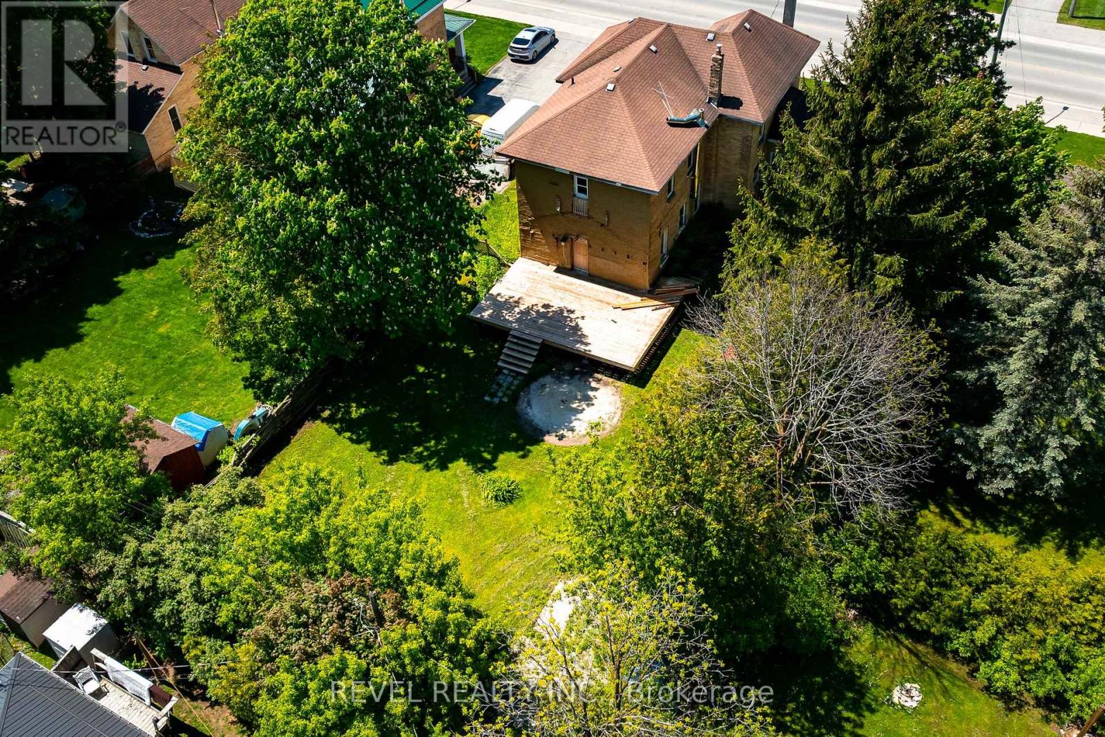 279 1ST AVENUE S - Image 34