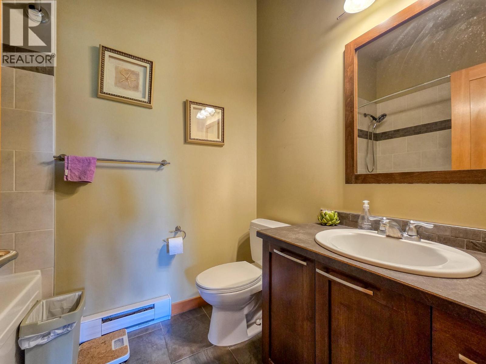 #201 905 7th Avenue - 25