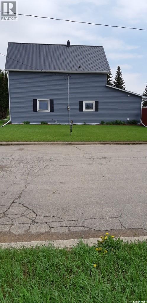 301 8th AVENUE E - photo 4
