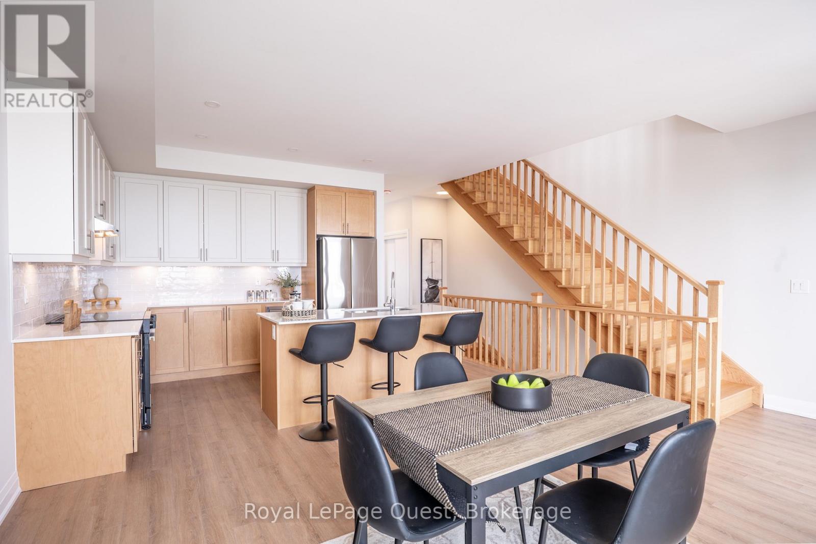93 LIGHTFOOT DRIVE - 13