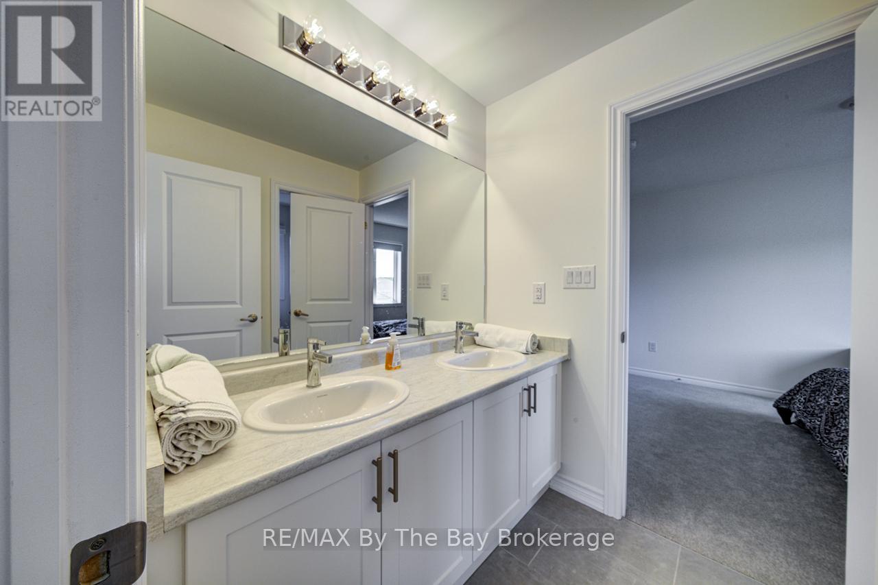 166 MAPLESIDE DRIVE - 21