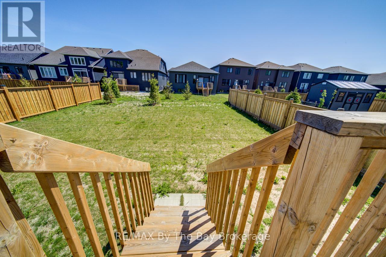 166 MAPLESIDE DRIVE - 30