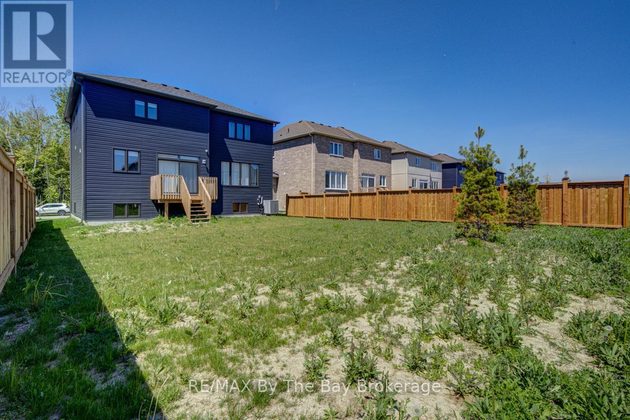 166 MAPLESIDE DRIVE - 32