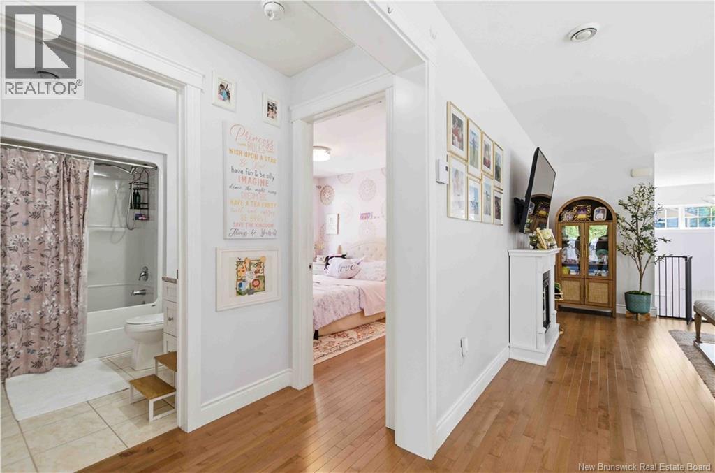 48 Weavers Way - 18