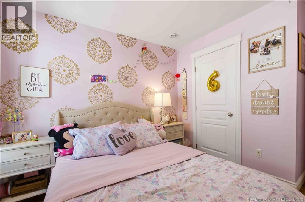 48 Weavers Way - 19