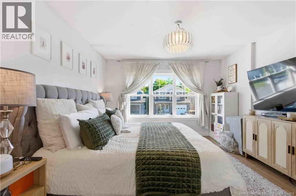 48 Weavers Way - 24
