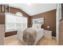 Primary Bedroom - 35095 Old River Road N, Bluewater, ON N0M1G0 Photo 12