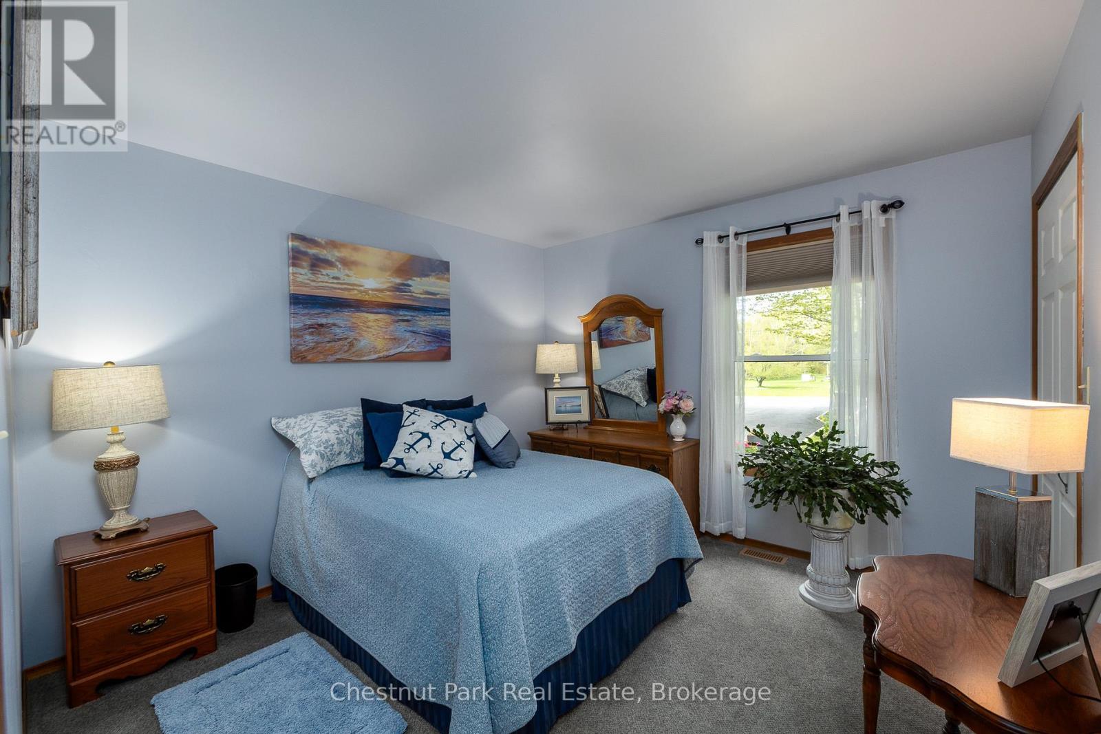 64 MAPLE GOLF CRESCENT - Image 26