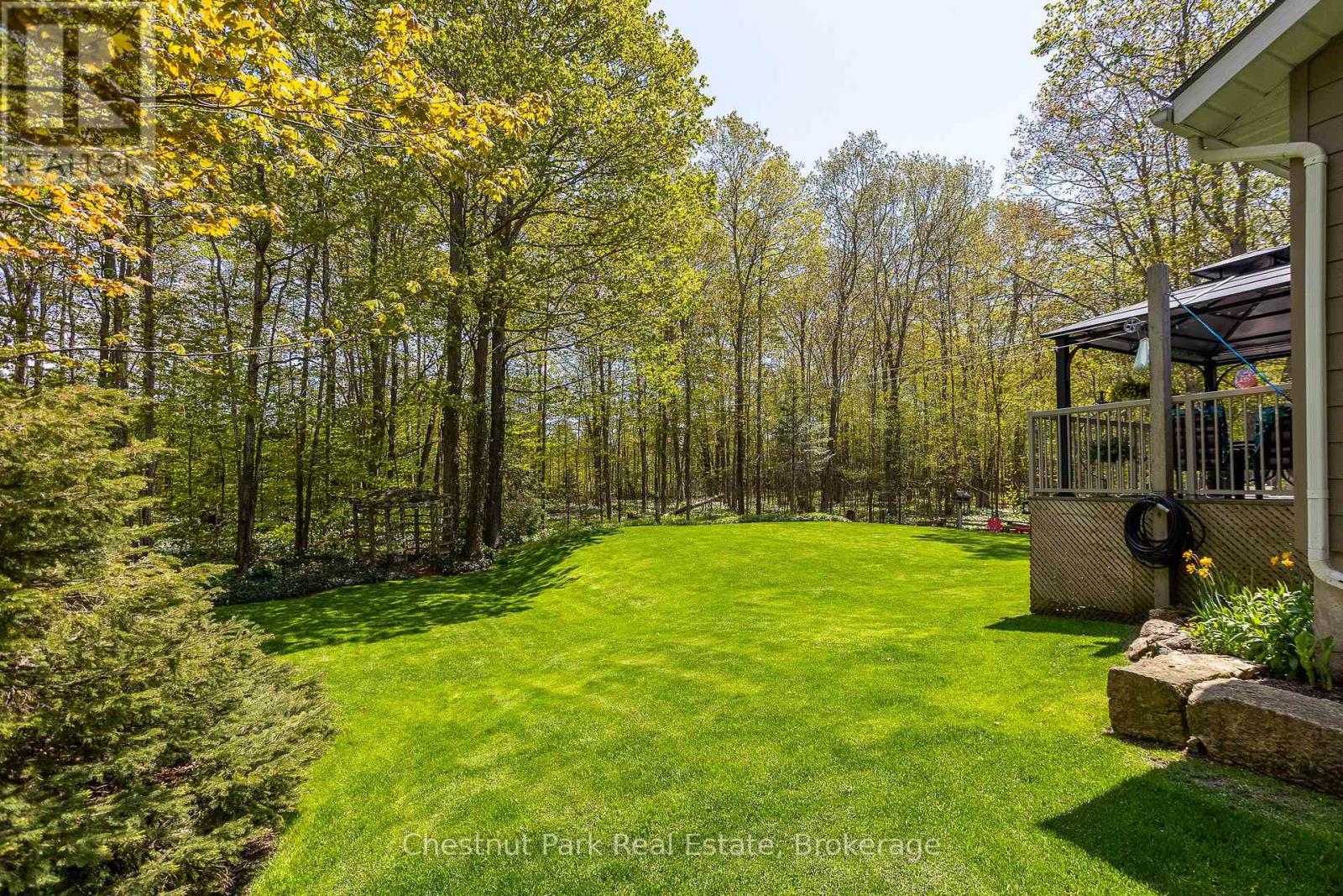 64 MAPLE GOLF CRESCENT - Image 37