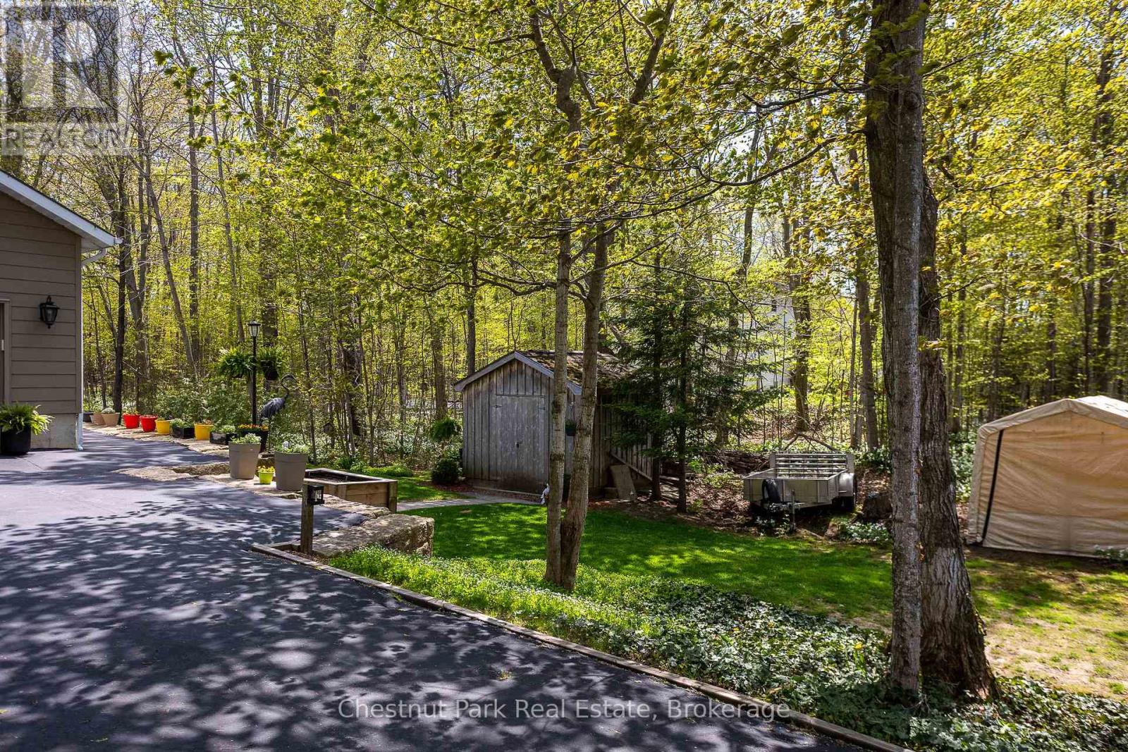 64 MAPLE GOLF CRESCENT - Image 4
