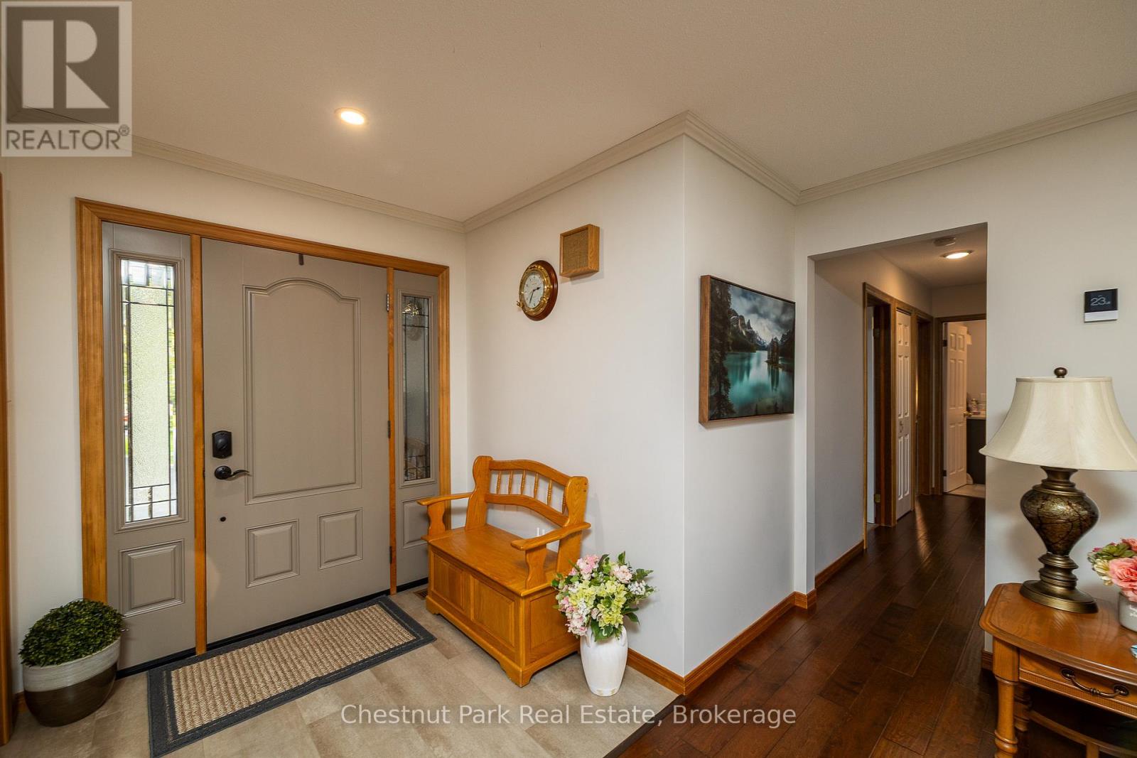 64 MAPLE GOLF CRESCENT - Image 8