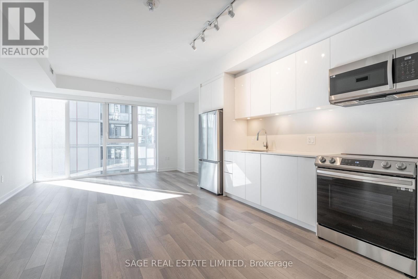 Listing photo of 2109 - 357 KING STREET W