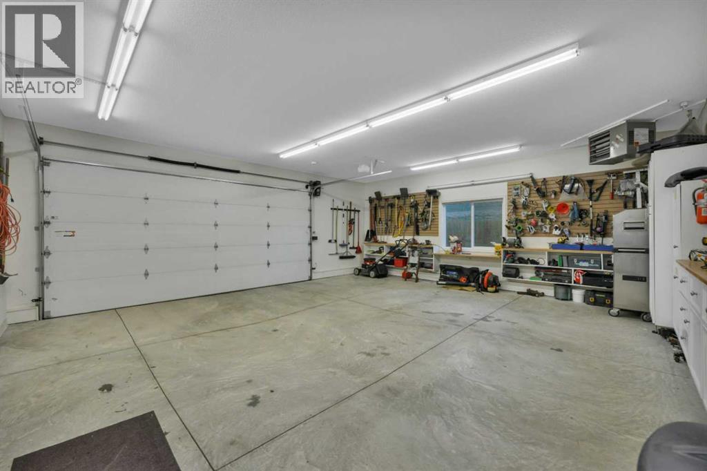 5024 45 Street - 31