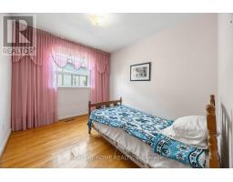 7 Daystrom Drive, Toronto, ON M9M2A8 Photo 17