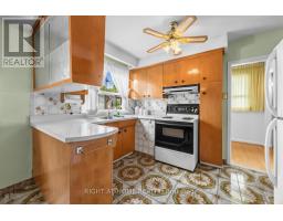 7 Daystrom Drive, Toronto, ON M9M2A8 Photo 11
