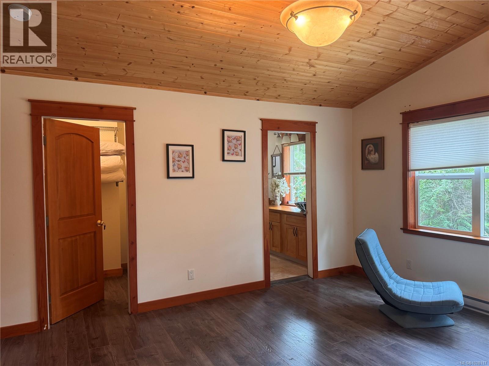 685 Rollo Rd - 21