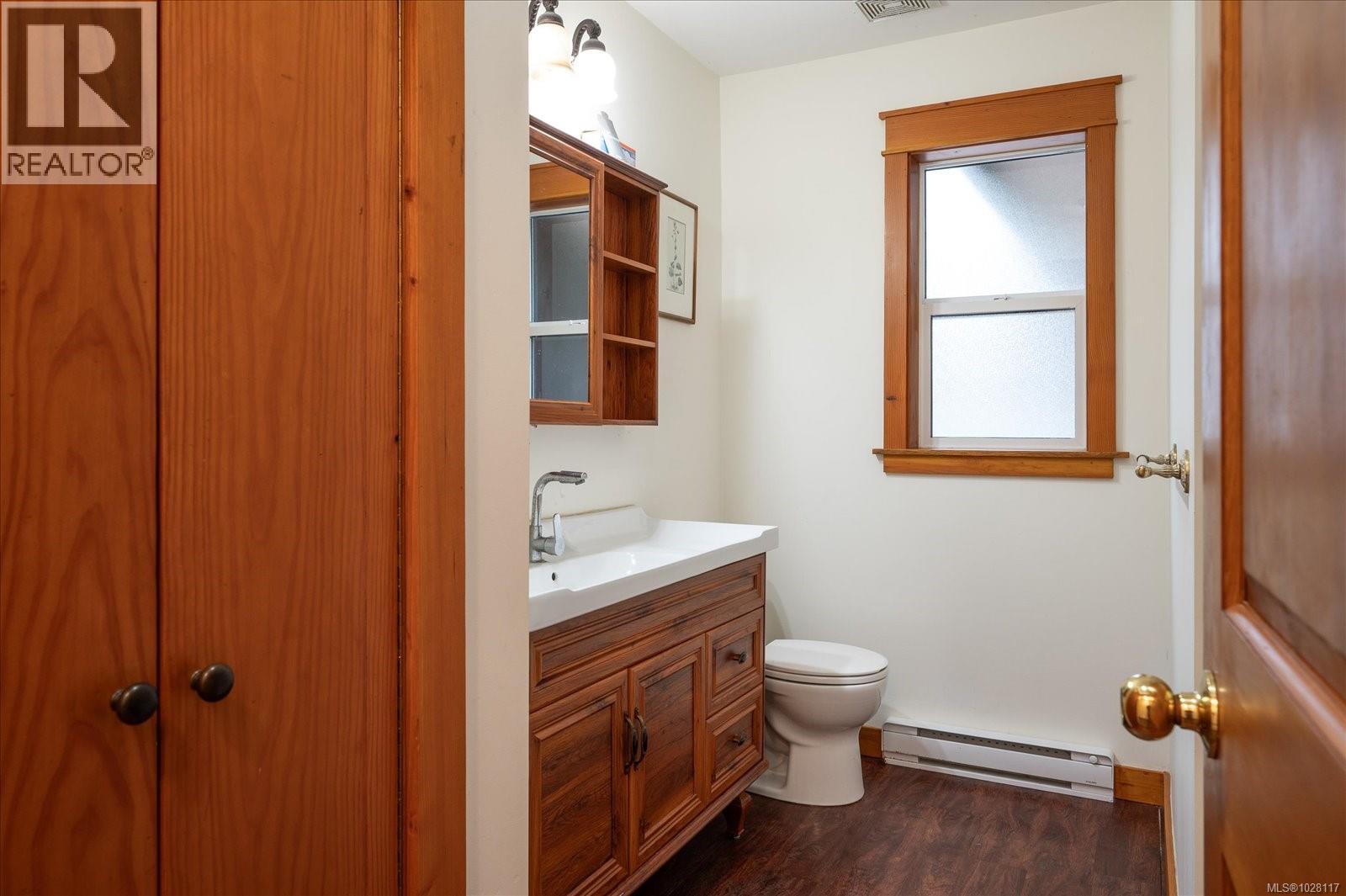 685 Rollo Rd - 25