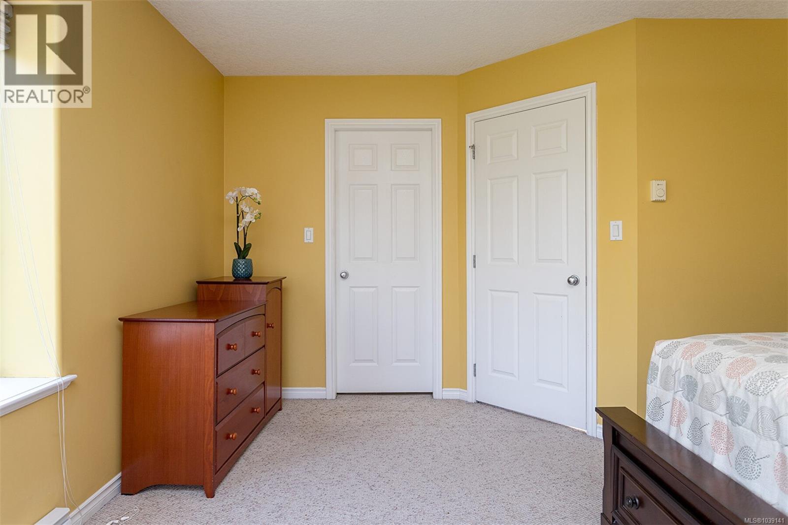 #305 908 Brock Ave - 23