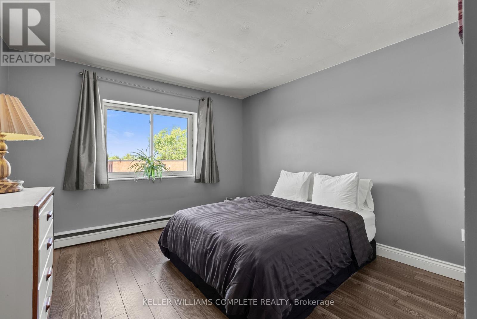 #37 456 CARLTON STREET - 18