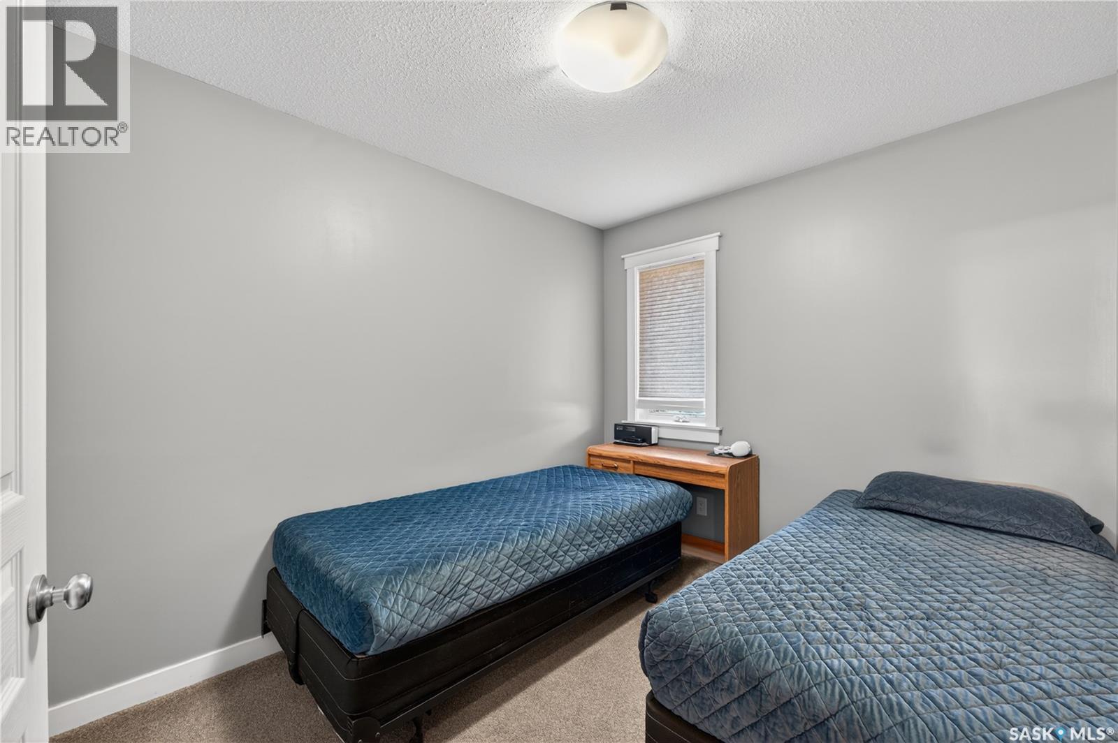 5306 Universal CRESCENT — photo 11