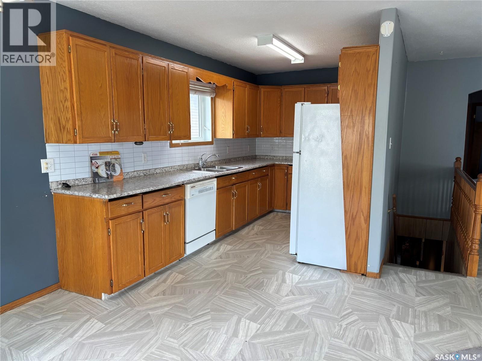 1012 Stadacona STREET E — photo 16