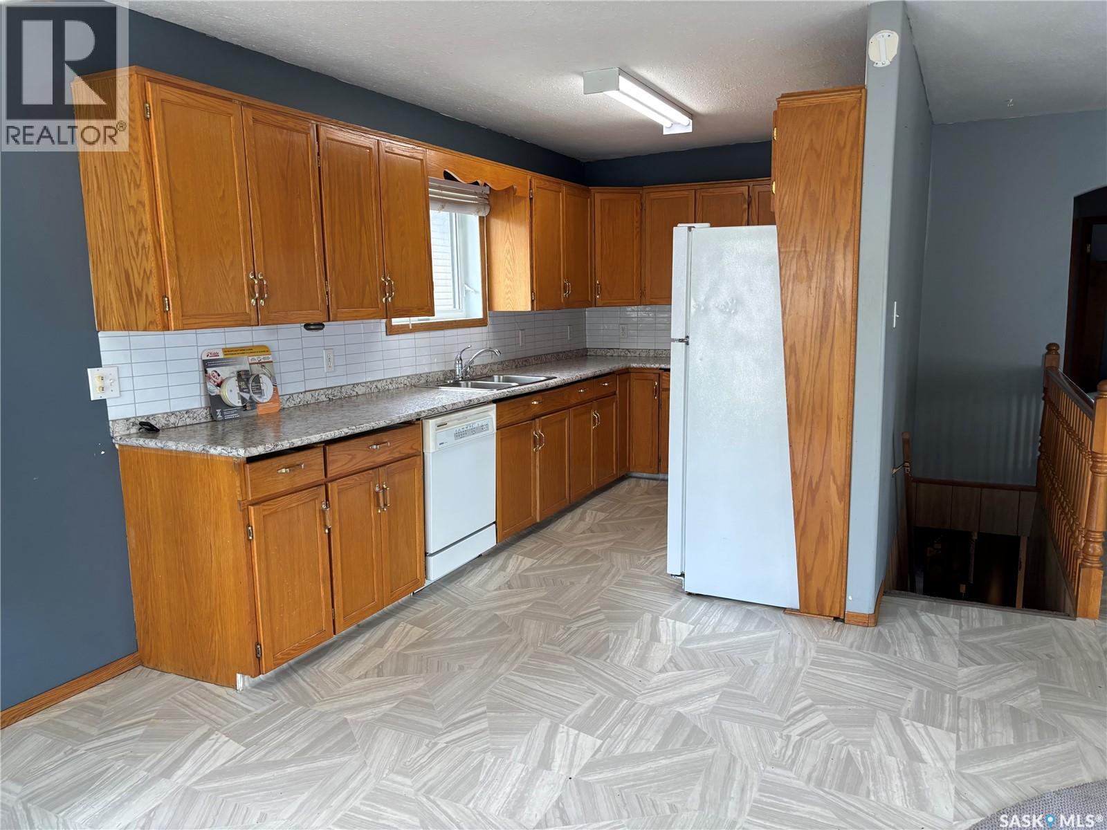 1012 Stadacona STREET E — photo 19
