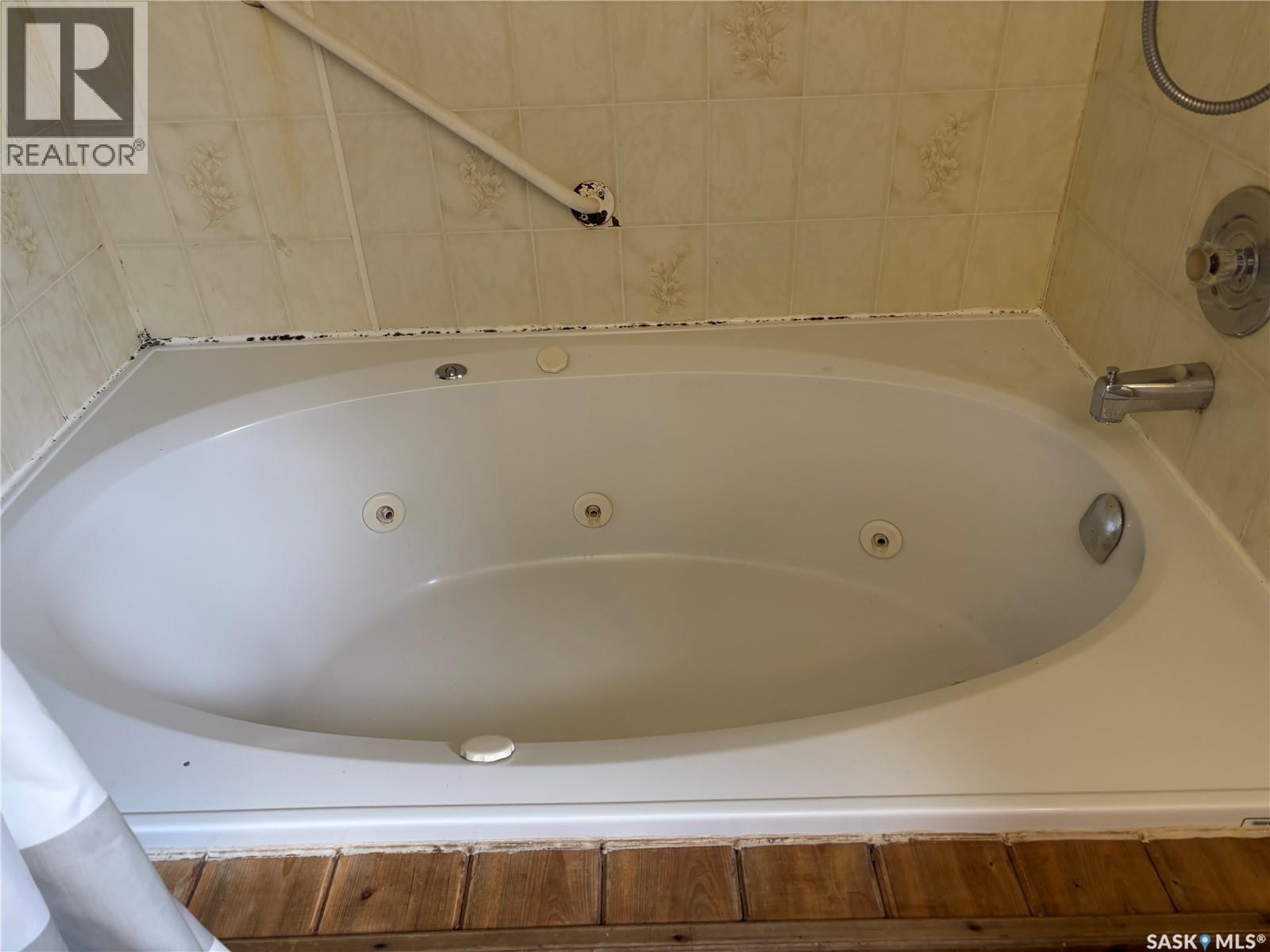 1012 Stadacona STREET E — photo 24