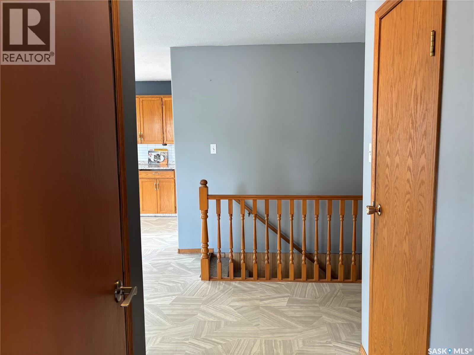 1012 Stadacona STREET E — photo 8