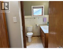 1012 Stadacona Street E, Moose Jaw, SK S6H0K9 Photo 25