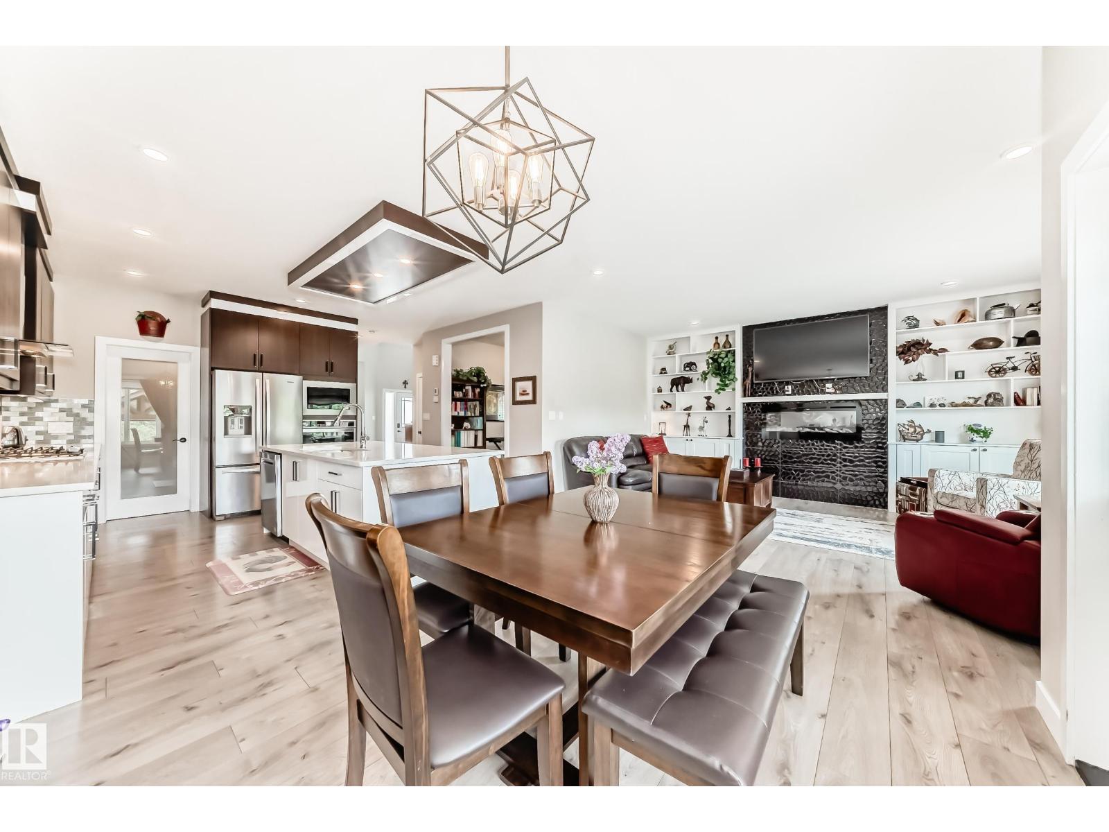 3895 Robins CR NW - 13