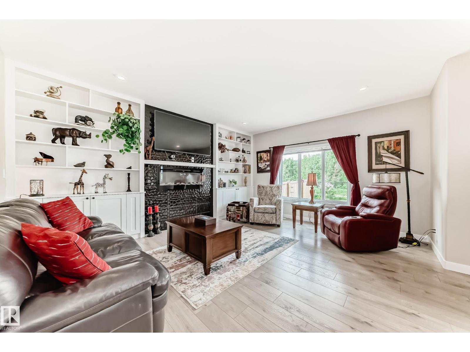 3895 Robins CR NW - 14